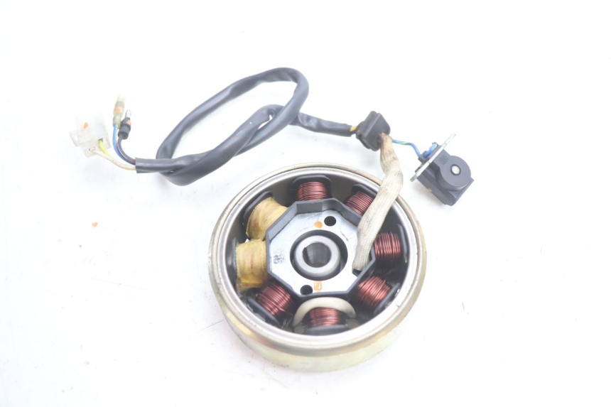 photo de ROTOR ESTATOR BAOTIAN TRAVEL SPIRIT 50 (2010 - 2012) - Outro ângulo de visão