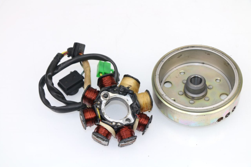 photo de ROTOR ESTATOR BAOTIAN TRAVEL SPIRIT 50 (2010 - 2012) - Estado da superfície