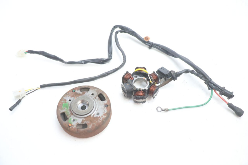 photo de ROTOR ESTATOR PEUGEOT TREKKER 50 (1995 - 2004) - Vista principal