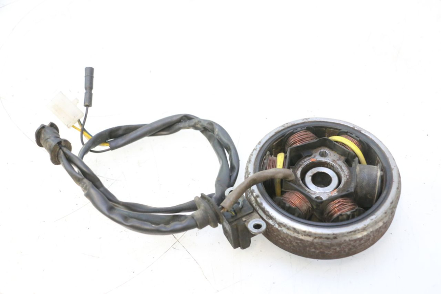 photo de ROTOR ESTATOR PEUGEOT TREKKER 50 (1995 - 2004) - Detalhe da peça