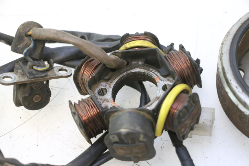 photo de ROTOR ESTATOR PEUGEOT TREKKER 50 (1995 - 2004) - Peça verificada