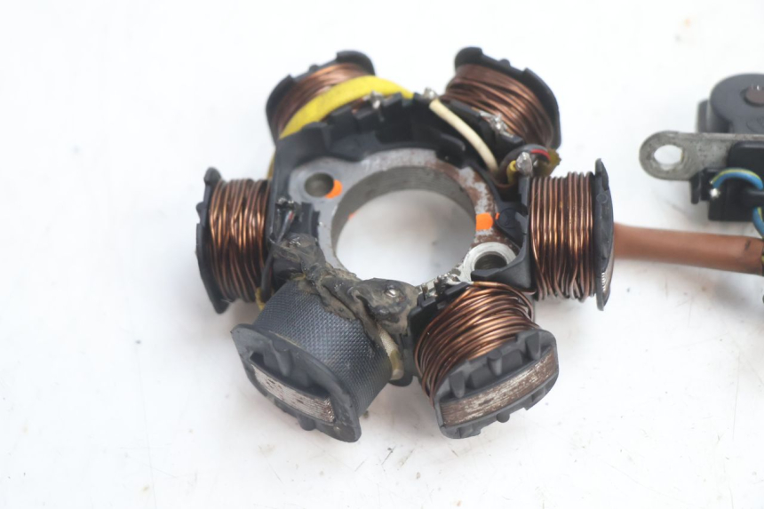 photo de ROTOR ESTATOR PEUGEOT TREKKER 50 (1995 - 2004) - Vista geral