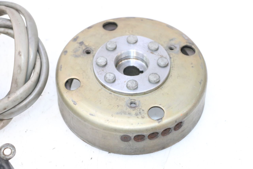 photo de ROTOR ESTATOR PIAGGIO TYPHOON 50 (2000 - 2009) - Detalhes característicos