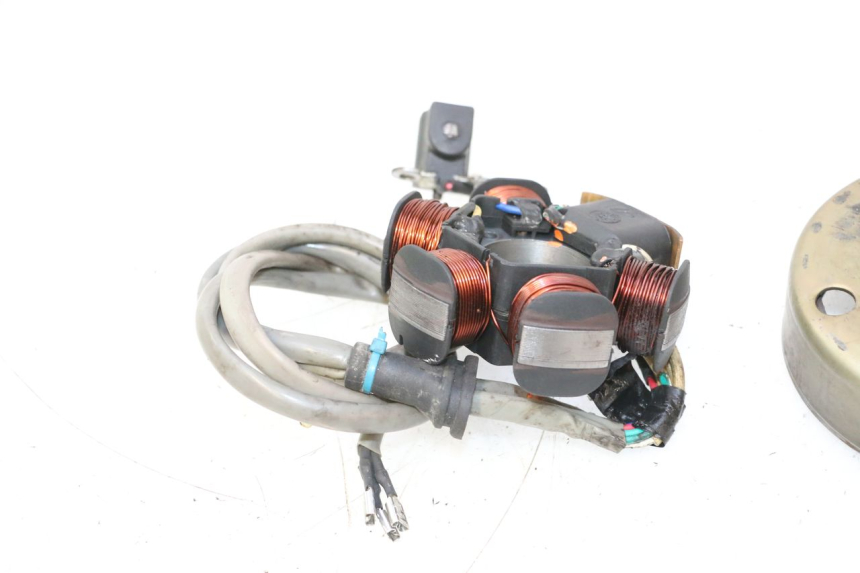 photo de ROTOR ESTATOR PIAGGIO TYPHOON 50 (2000 - 2009) - Marcações e referências
