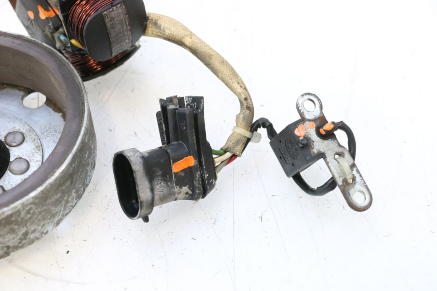photo de ROTOR ESTATOR PIAGGIO TYPHOON 50 (2000 - 2009) - Ampliação técnica