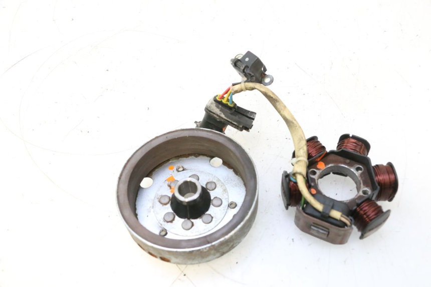 photo de ROTOR ESTATOR PIAGGIO TYPHOON 50 (2000 - 2009) - Marcações e referências