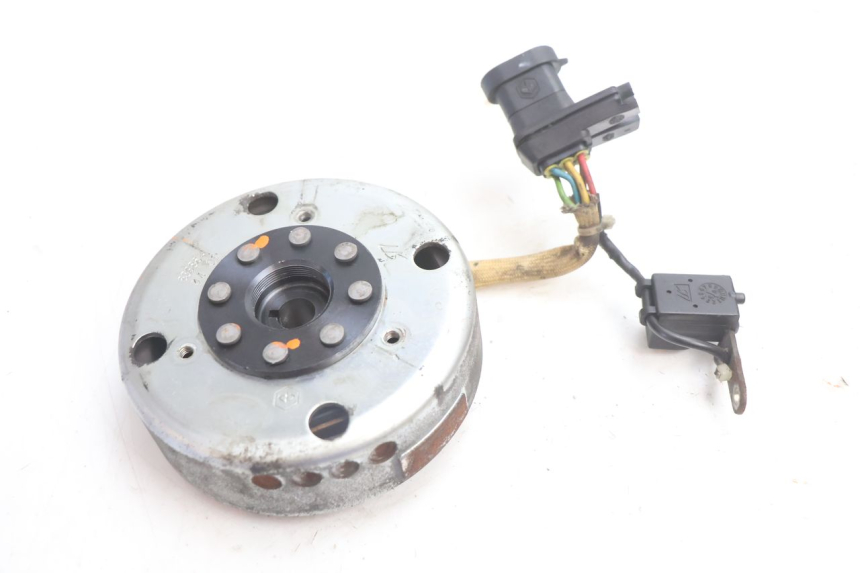 photo de ROTOR ESTATOR PIAGGIO TYPHOON 50 (2000 - 2009) - Zoom do estado de desgaste