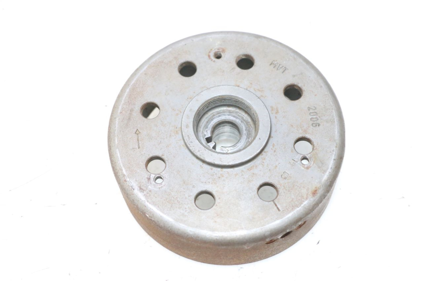 photo de ROTOR ESTATOR PIAGGIO TYPHOON 50 (1993 - 1999) - Vista de perto