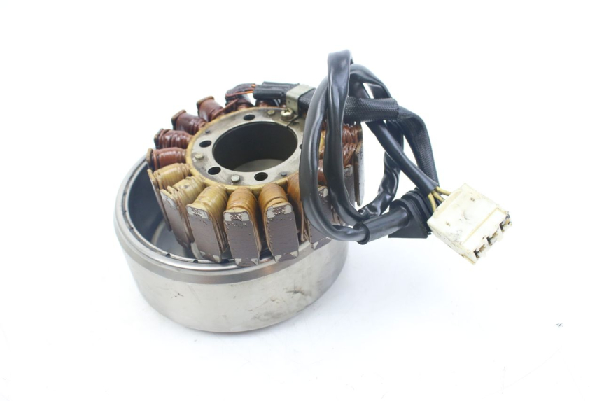 photo de ROTOR ESTATOR HONDA VFR FI RC46 800 (1998 - 2001) - Outro ângulo de visão