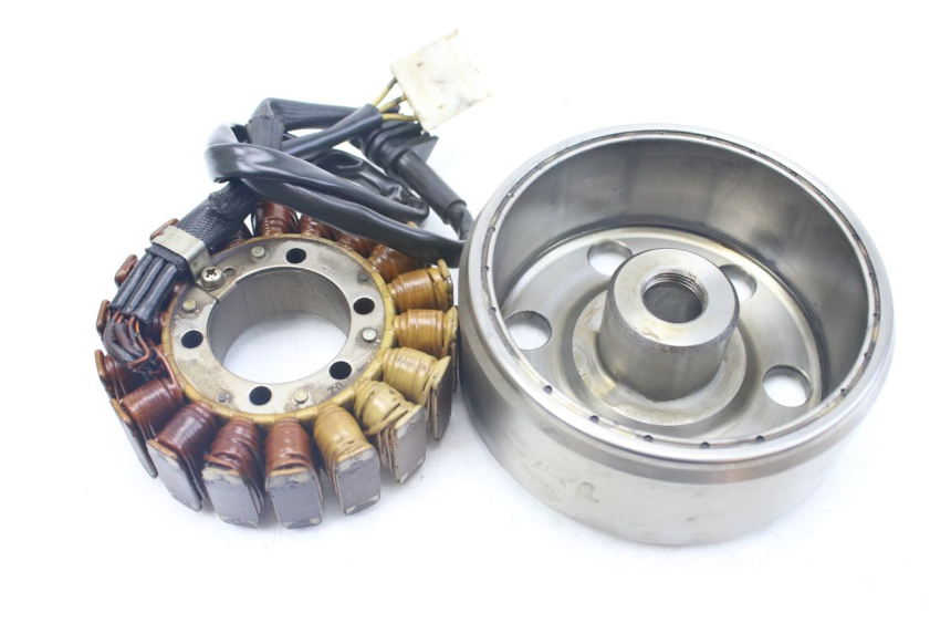 photo de ROTOR ESTATOR HONDA VFR FI RC46 800 (1998 - 2001) - Pontos de fixação