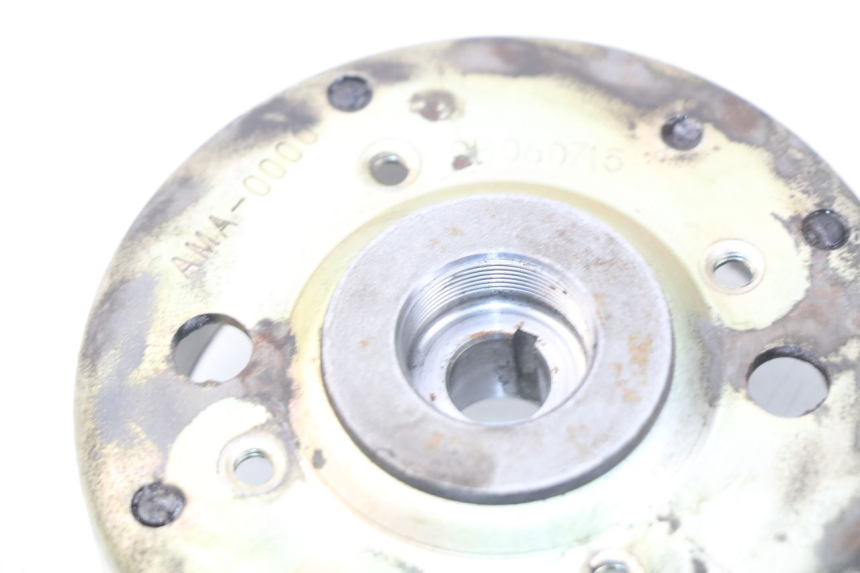 photo de ROTOR ESTATOR PEUGEOT VIVACITY NEW 4T 50 (2008 - 2017) - Estado da superfície