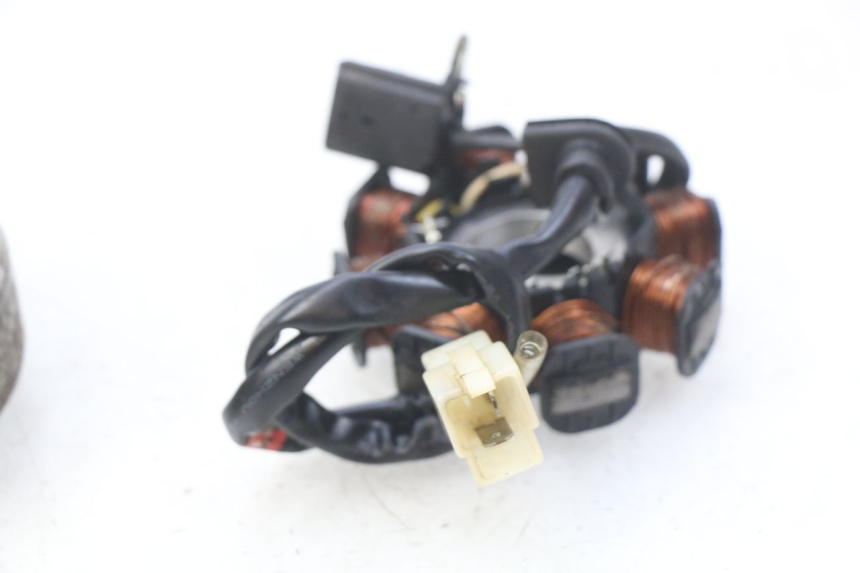 photo de ROTOR ESTATOR PEUGEOT VIVACITY NEW 4T 50 (2008 - 2017) - Vista geral