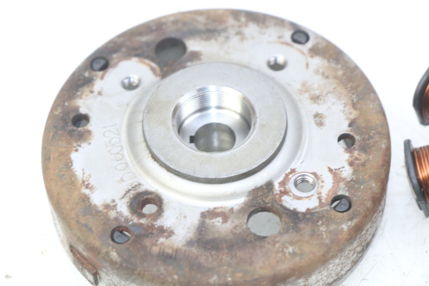 photo de ROTOR ESTATOR PEUGEOT VIVACITY NEW 4T 50 (2008 - 2017) - Marcações e referências
