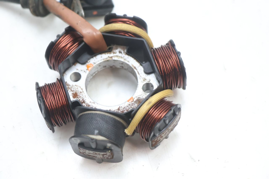 photo de ROTOR ESTATOR PEUGEOT VIVACITY 50 (1998 - 2003) - Vista geral