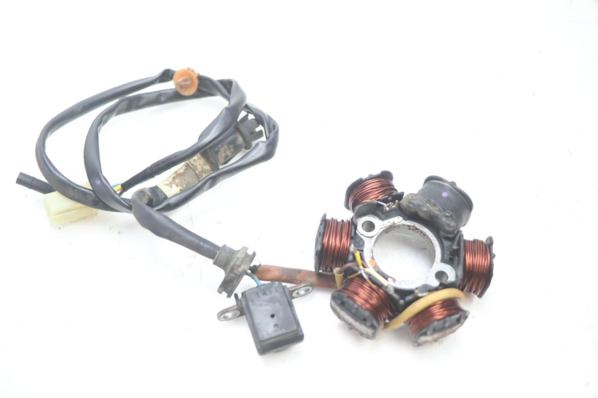 photo de ROTOR ESTATOR PEUGEOT VIVACITY 50 (1998 - 2003) - Peça verificada
