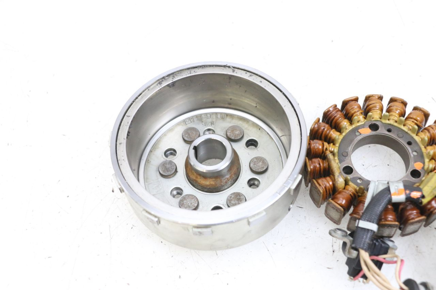 photo de ROTOR ESTATOR YAMAHA X-MAX XMAX 125 (2010 - 2013) - Vista geral