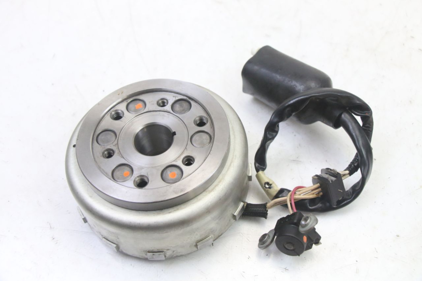 photo de ROTOR ESTATOR YAMAHA X-MAX XMAX 125 (2010 - 2013) - Zoom do estado de desgaste