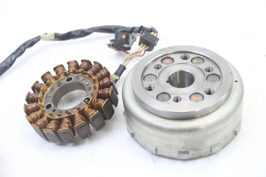 photo de ROTOR ESTATOR YAMAHA X-MAX XMAX 125 (2010 - 2013) - Ampliação técnica
