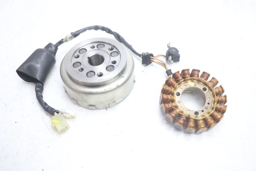 photo de ROTOR ESTATOR YAMAHA X-MAX XMAX 125 (2010 - 2013) - Vista principal