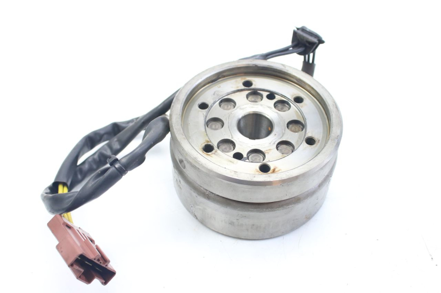 photo de ROTOR ESTATOR PIAGGIO X9 EVOLUTION 500 (2003 - 2005) - Detalhe da peça