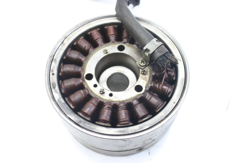 photo de ROTOR ESTATOR PIAGGIO X9 EVOLUTION 500 (2003 - 2005) - Outro ângulo de visão
