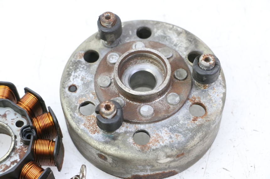 photo de ROTOR ESTATOR PIAGGIO X9 EVOLUTION 125 (2003 - 2007) - Estrutura - ampliação