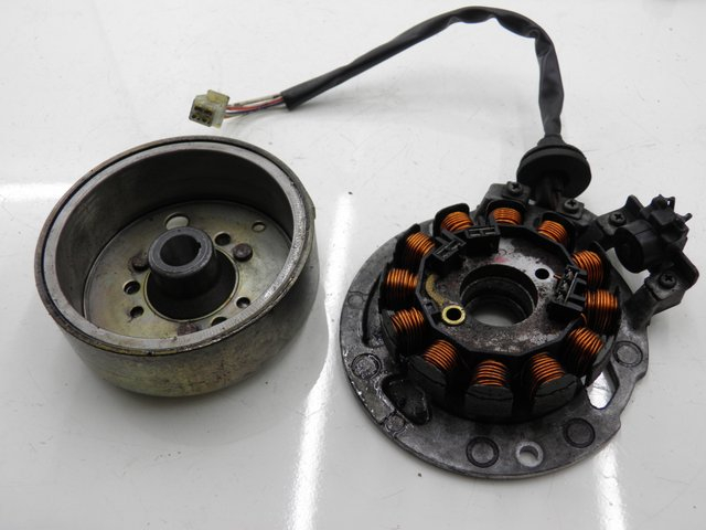 photo de ROTOR ESTATOR YAMAHA YN NEO'S 50 (1997 - 2004) - Vista principal