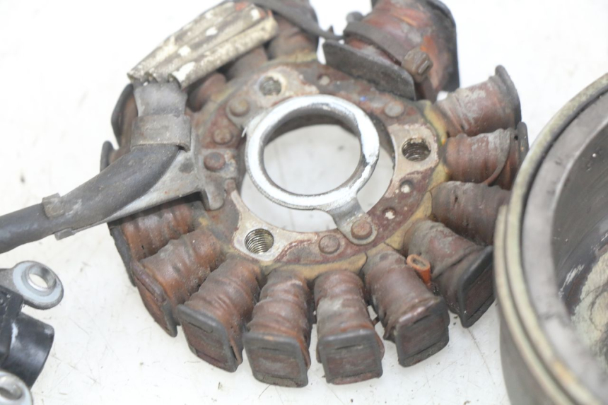 photo de ROTOR ESTATOR YAMAHA YP MAJESTY 125 (1998 - 2001) - Vista geral