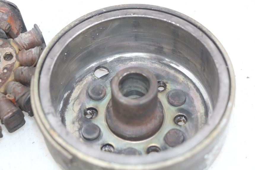 photo de ROTOR ESTATOR YAMAHA YP MAJESTY 125 (1998 - 2001) - Estado da superfície
