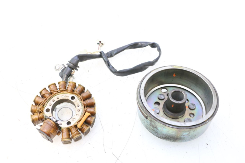 photo de ROTOR ESTATOR YAMAHA YP MAJESTY 125 (1998 - 2001) - Detalhe da peça