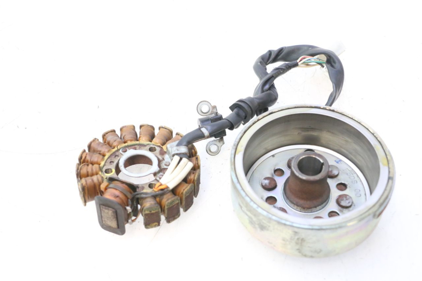 photo de ROTOR ESTATOR YAMAHA YP MAJESTY 125 (2002 - 2006) - Ampliação dos componentes