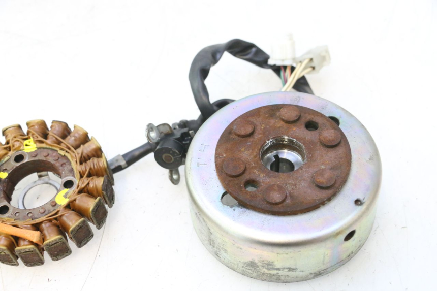 photo de ROTOR ESTATOR YAMAHA YP MAJESTY 125 (2002 - 2006) - Inspeção visual