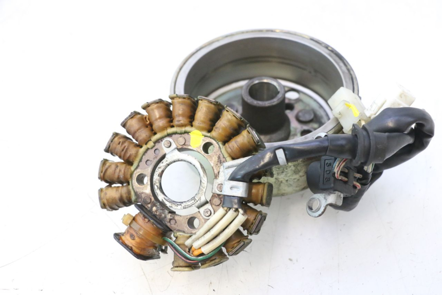 photo de ROTOR ESTATOR YAMAHA YP MAJESTY 125 (1998 - 2001) - Ampliação técnica