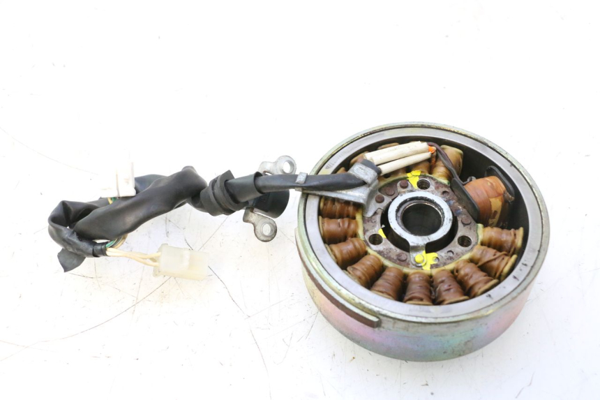 photo de ROTOR ESTATOR YAMAHA YP MAJESTY 125 (2002 - 2006) - Detalhe da peça