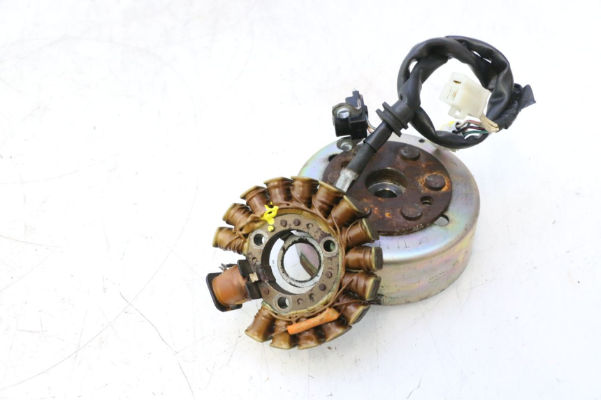 photo de ROTOR ESTATOR YAMAHA YP MAJESTY 125 (2002 - 2006) - Outro ângulo de visão