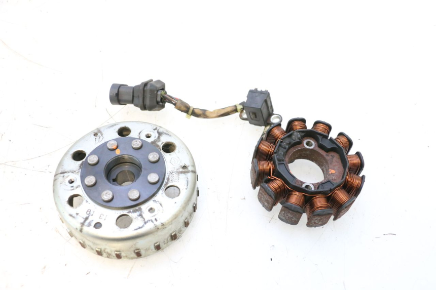 photo de ROTOR ESTATOR PIAGGIO ZIP 4T 50 (2018 - 2020) - Vista principal