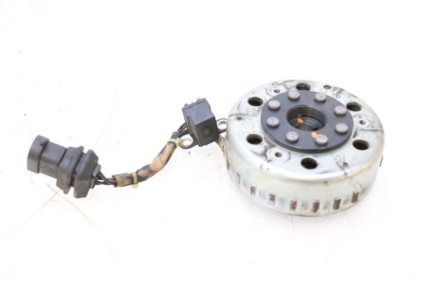 photo de ROTOR ESTATOR PIAGGIO ZIP 4T 50 (2018 - 2020) - Zoom do estado de desgaste