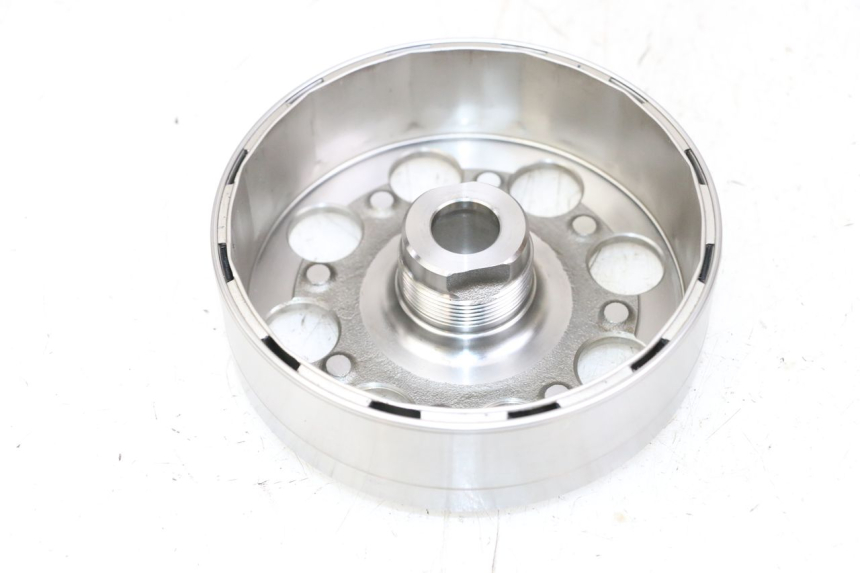 photo de ROTOR SUZUKI GSR 750 (2011 - 2017) - Vista principal