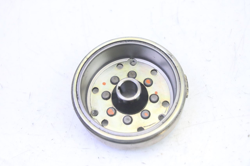 photo de ROTOR PEUGEOT VIVACITY NEW 2T 50 (2008 - 2017) - Outro ângulo de visão