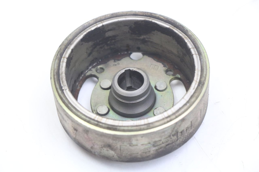 photo de ROTOR PEUGEOT VIVACITY 125 (2010 - 2017) - Detalhe da peça