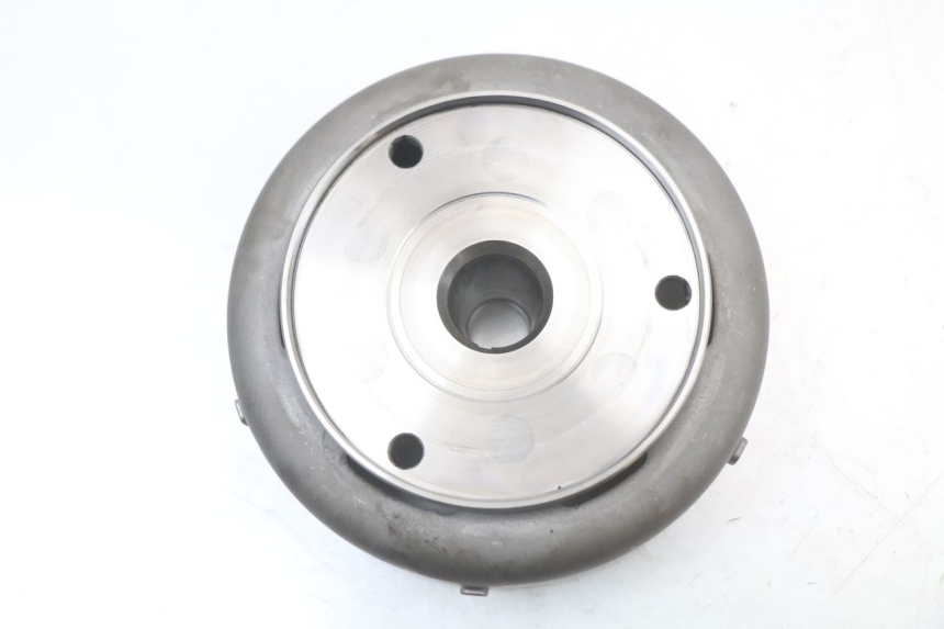 photo de ROTOR SUZUKI VL INTRUDER 125 (2004 - 2007) - Detalhe da peça