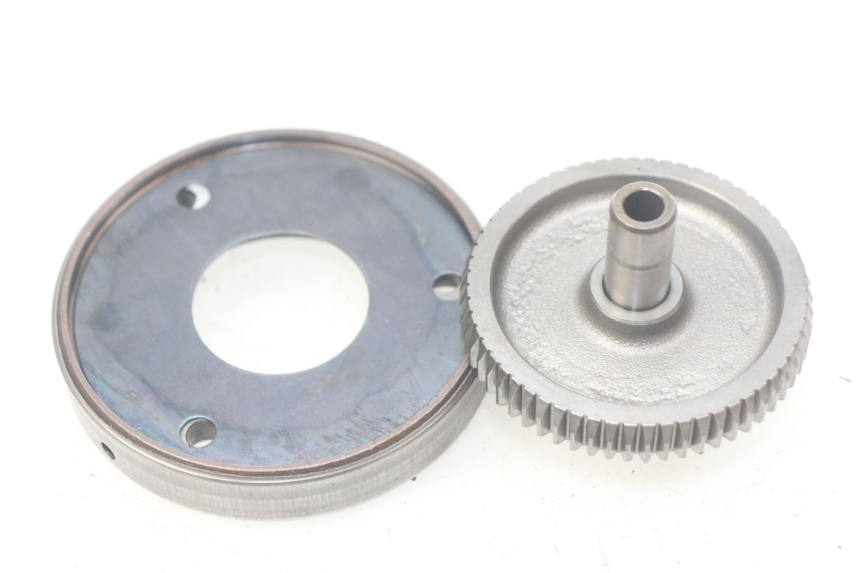 photo de ENGRENAGEM LIVRE DO MOTOR DE ARRANQUE SUZUKI BURGMAN 125 (2007 - 2014) - Zoom do estado de desgaste