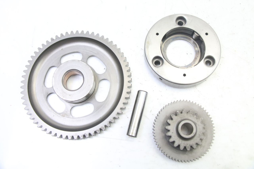 photo de ENGRENAGEM LIVRE DO MOTOR DE ARRANQUE SUZUKI BURGMAN 125 (2007 - 2014) - Vista principal