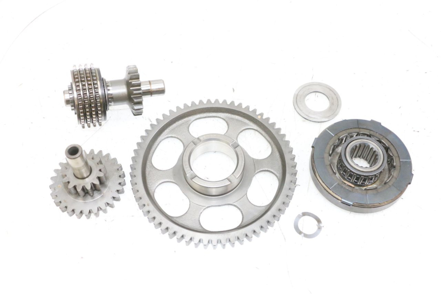 photo de ENGRENAGEM LIVRE DO MOTOR DE ARRANQUE SUZUKI BURGMAN 650 (2013 - 2020) - Vista principal