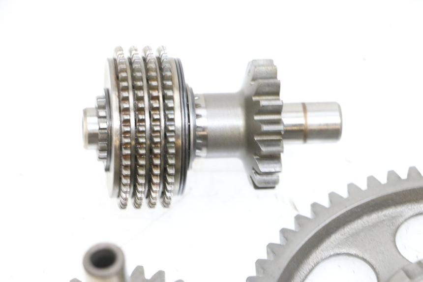 photo de ENGRENAGEM LIVRE DO MOTOR DE ARRANQUE SUZUKI BURGMAN 650 (2013 - 2020) - Peça verificada