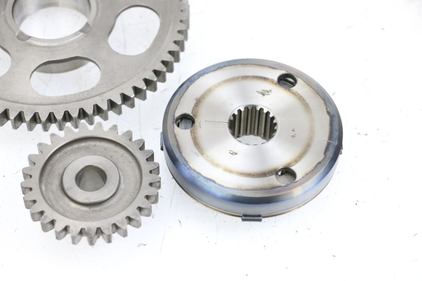 photo de ENGRENAGEM LIVRE DO MOTOR DE ARRANQUE SUZUKI BURGMAN EXECUTIVE ABS 650 (2006 - 2012) - Vista geral