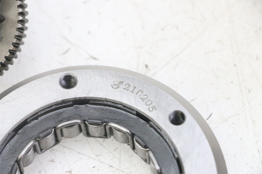 photo de ENGRENAGEM LIVRE DO MOTOR DE ARRANQUE HONDA CRF-F CRF F 110 (2019 - 2022) - Pontos de fixação