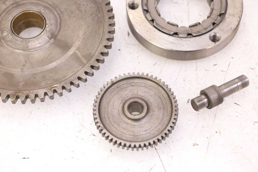 photo de ENGRENAGEM LIVRE DO MOTOR DE ARRANQUE HONDA FES S-WING SWING ABS 125 (2007 - 2015) - Zoom do estado de desgaste