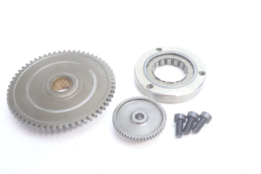 photo de ENGRENAGEM LIVRE DO MOTOR DE ARRANQUE HONDA FES S-WING SWING ABS 125 (2007 - 2015) - Outro ângulo de visão