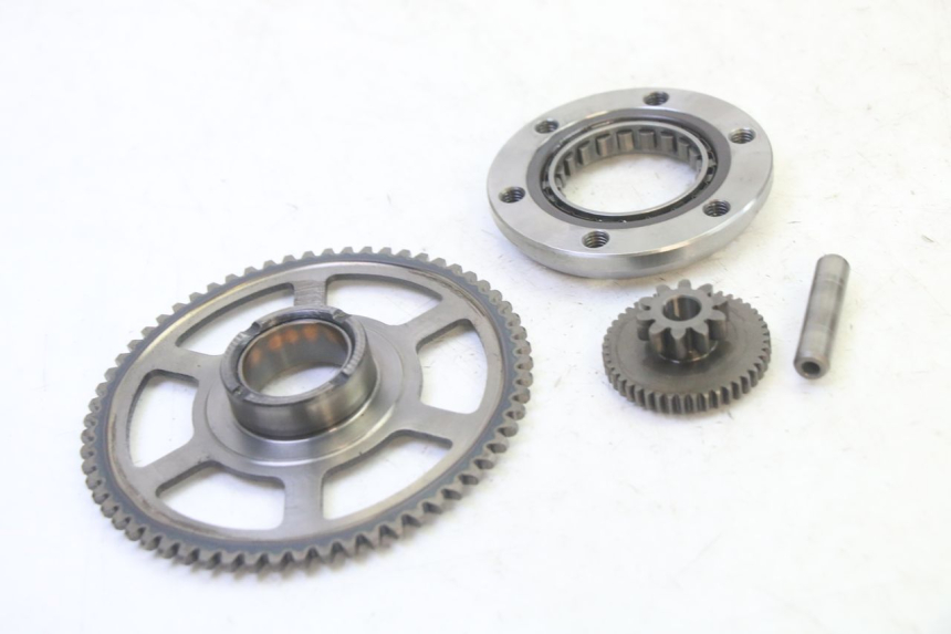 photo de ENGRENAGEM LIVRE DO MOTOR DE ARRANQUE YAMAHA FZ6 N FAZER 600 (2004 - 2006) - Outro ângulo de visão